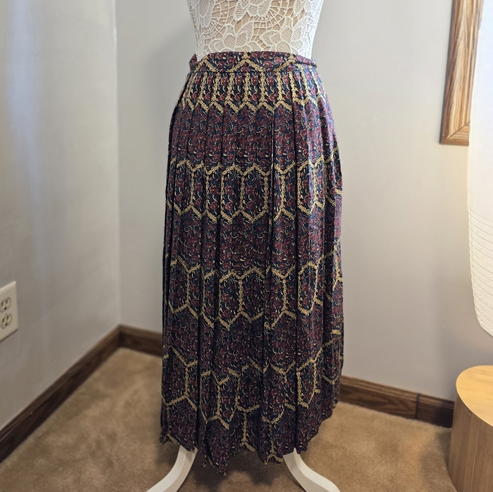 Women's Vintage Patterned Skirt